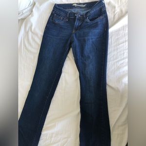 4/$30 Old Navy Mid Rise Sweetheart Jeans